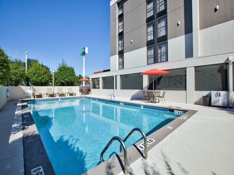 Holiday Inn Express Tallahassee By Ihg Exterior photo